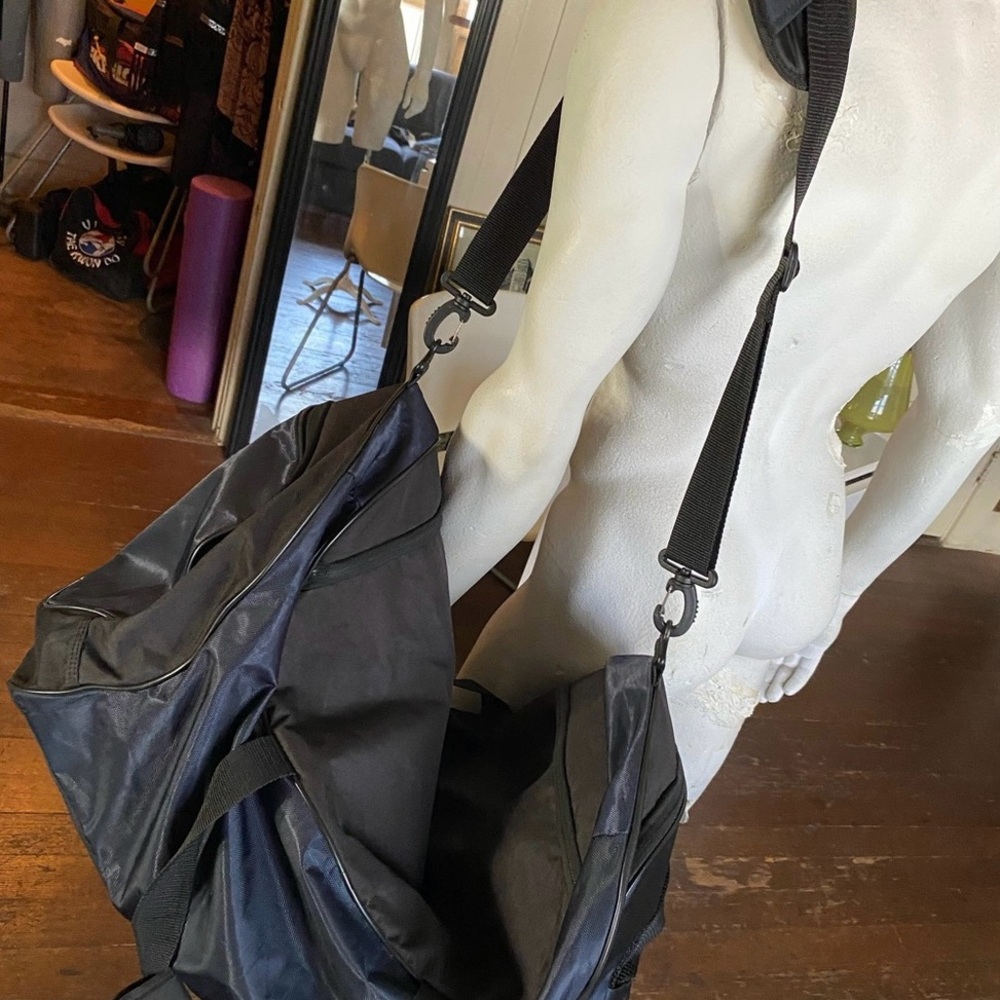 ADIDAS fresh pac duffel bag
